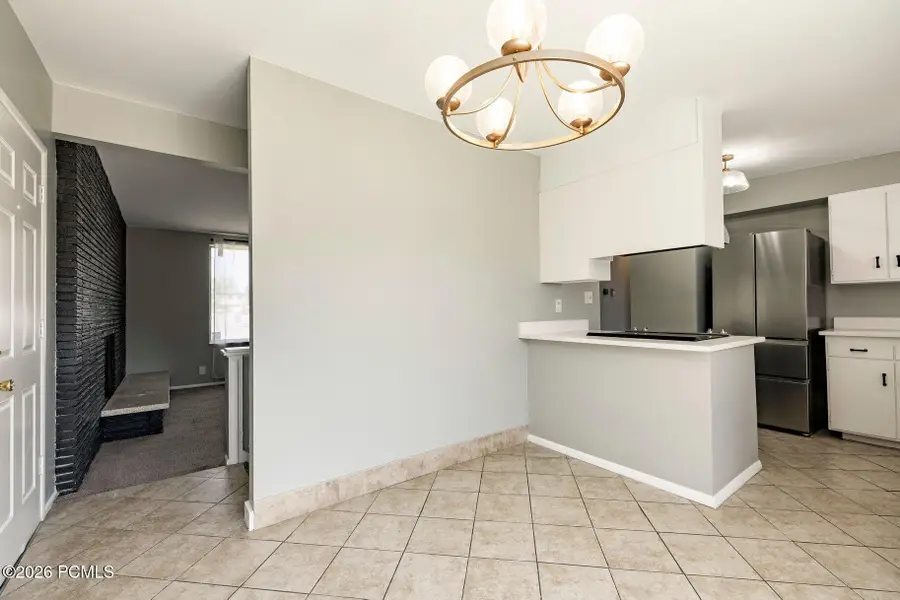394 E Bridlewood Drive, Salt Lake City, UT 84107 - #3