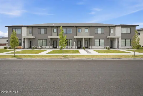 945 S 950 West, American Fork, UT 84003