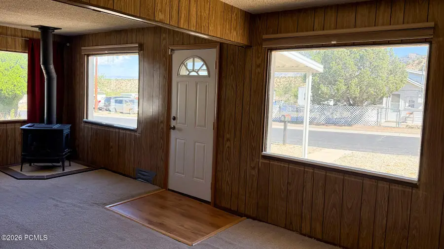 369 N 400, East Carbon, UT 84520 - #3