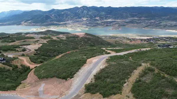 1845 E Outlaw Rd, Hideout, UT 84036