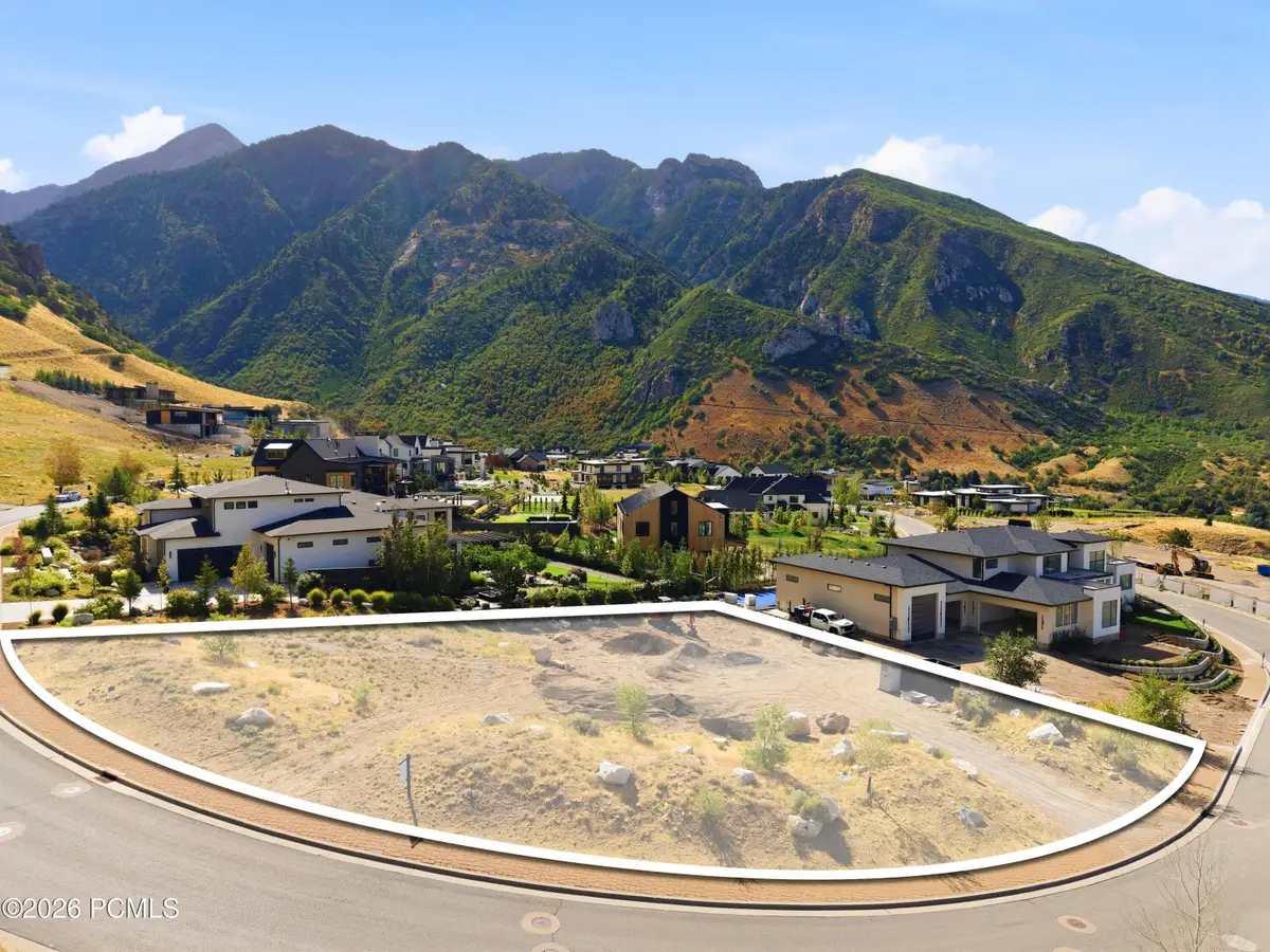 7054 S City View Drive, Cottonwood Heights, UT 84121 - #1
