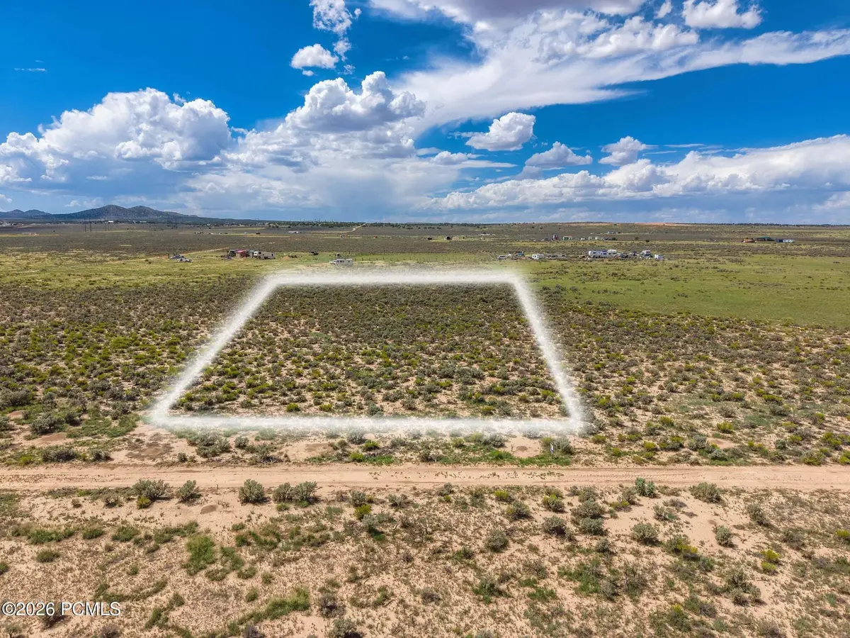 7057 N 3400 W, Cedar City, UT 84721 - #1