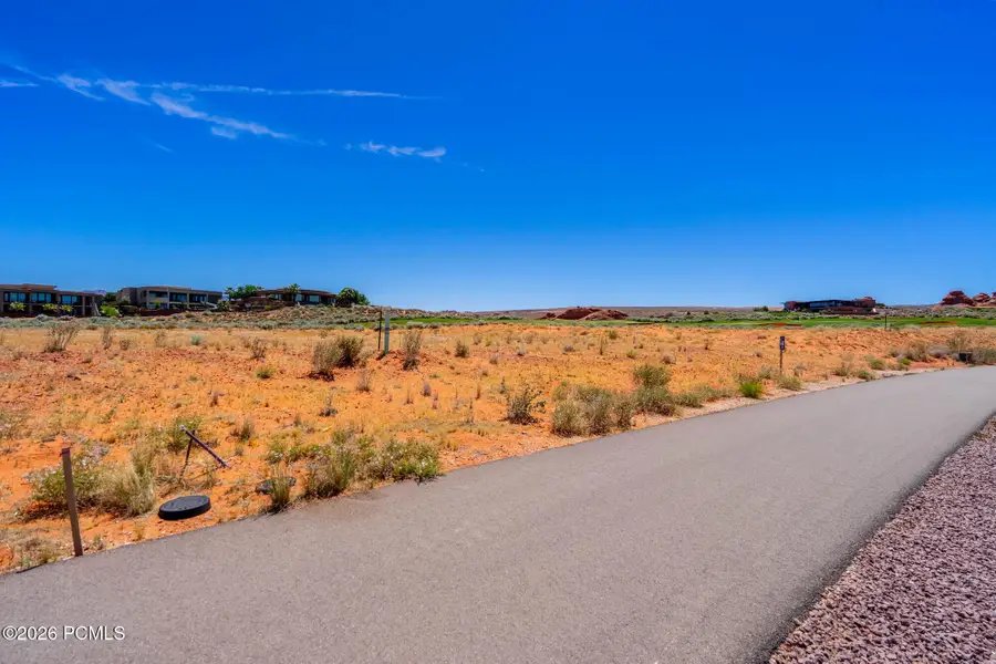 3305 S Endless Trail, Hurricane, UT 84737 - #3