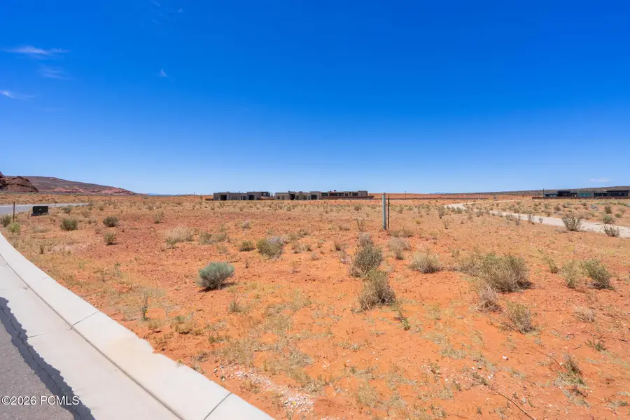 3306 S Endless Trail, Hurricane, UT 84737 - #2