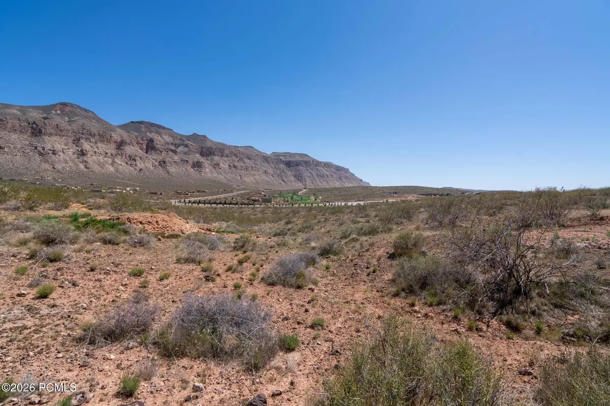 3320 S 1100 W, Hurricane, UT 84737 - #1