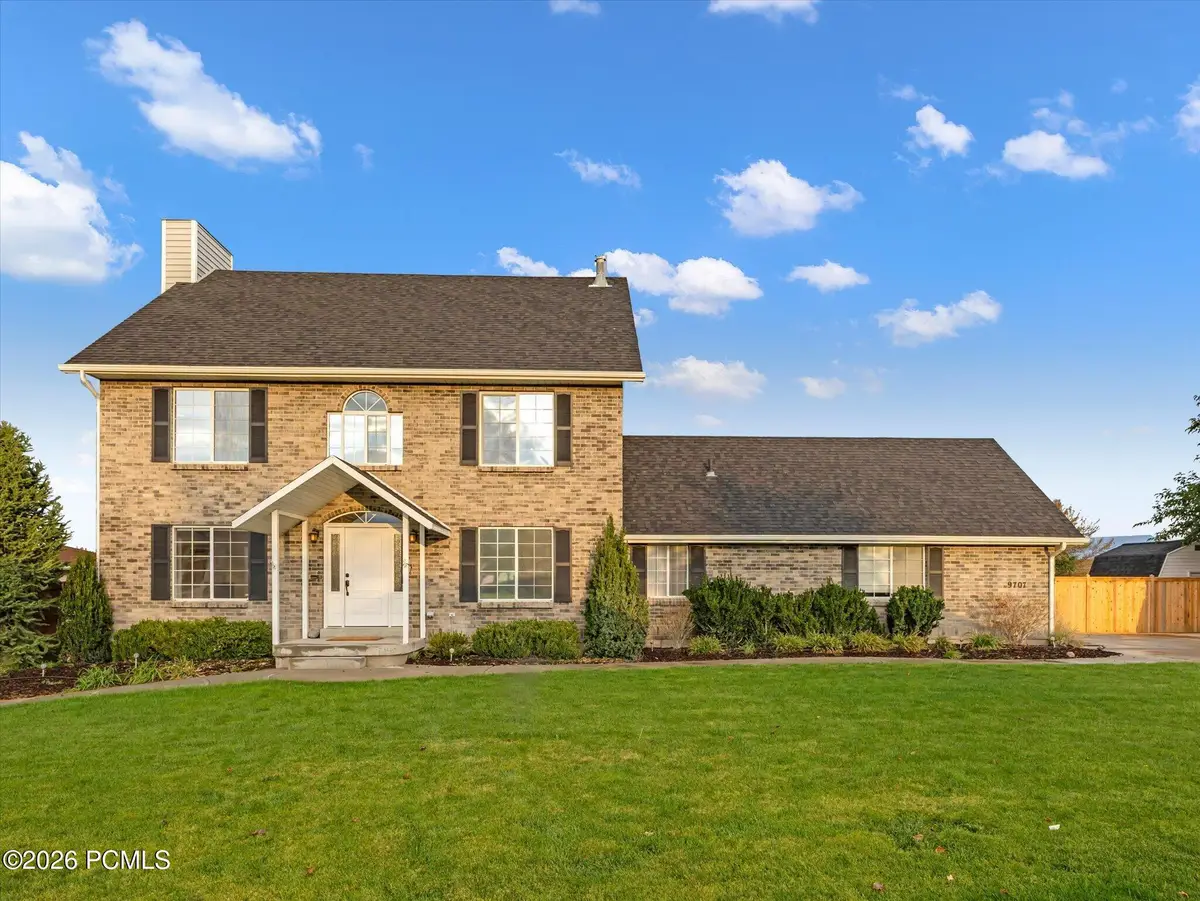 9707 S Dunsinane Dr, South Jordan, UT 84009 - #1