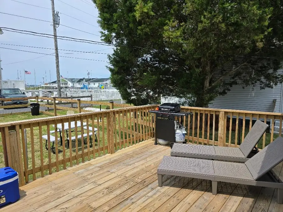 16189 Main Ridge Rd, Tangier, VA 23440 - Image #2