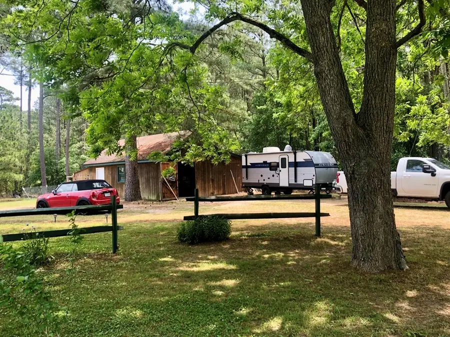 21569 Hopkins Rd, Parksley, VA 23421 - Image #3