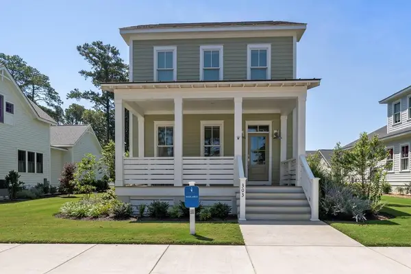 303 Bayside Avenue, CAPE CHARLES, VA 23310