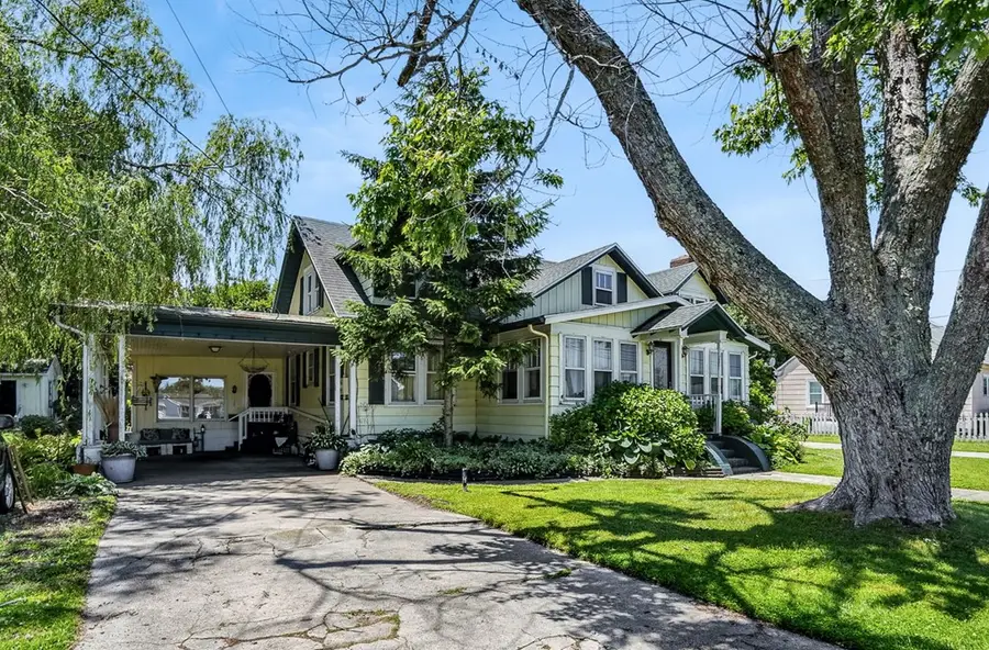 6126 Taylor St, Chincoteague, VA 23336 - Image #2