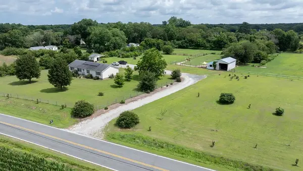 30363 Big Pine Rd, PAINTER, VA 23420