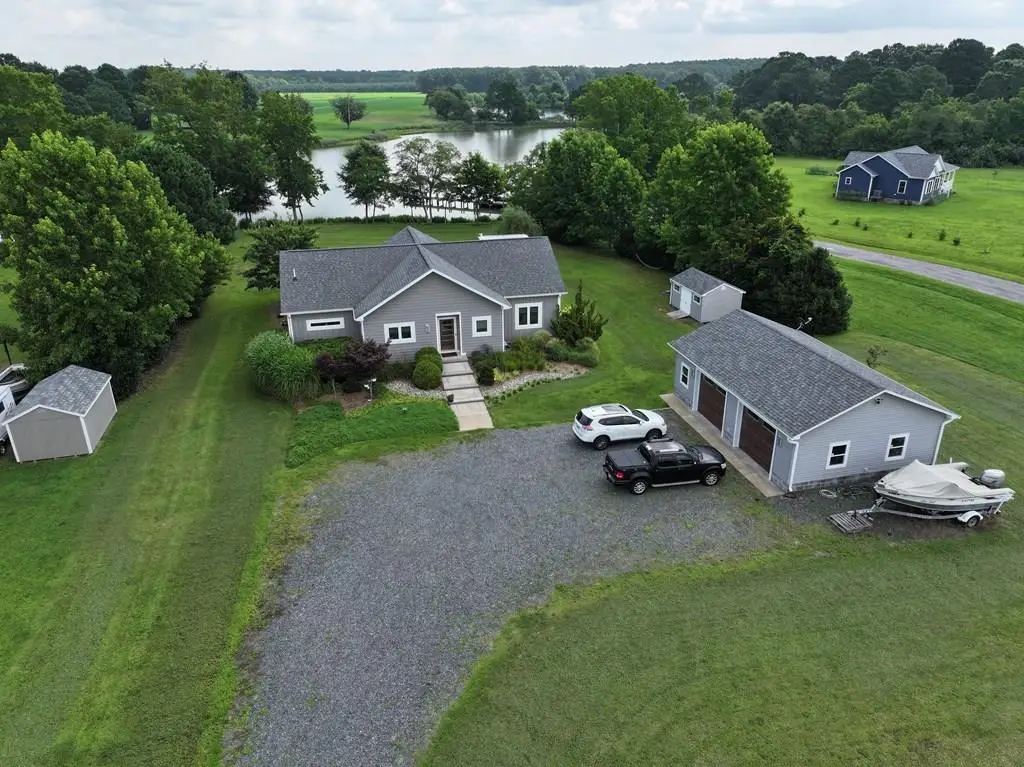 31143 Harbor Ln, Painter, VA 23420 - Image #1