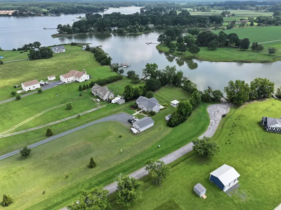 31143 Harbor Ln, Painter, VA 23420 - Image #3