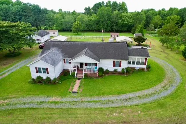 16223 Country Club Rd, Melfa, VA 23410-3535 - Image #1