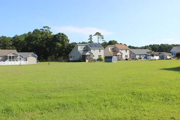 52 Longboat Ct, GREENBACKVILLE, VA 23356