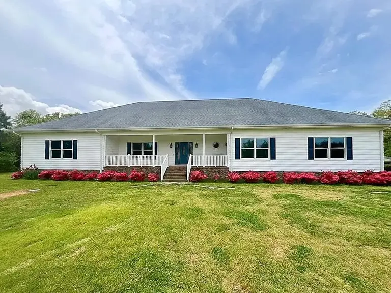 19220 Mink Farm Rd, Onancock, VA 23417 - Image #2