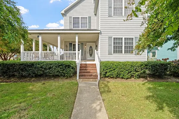 601 Pine St, CAPE CHARLES, VA 23310