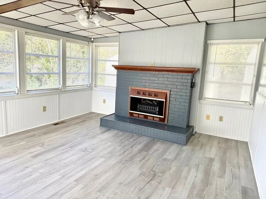 6071 Pinewood Ln, New Church, VA 23415 - Image #3