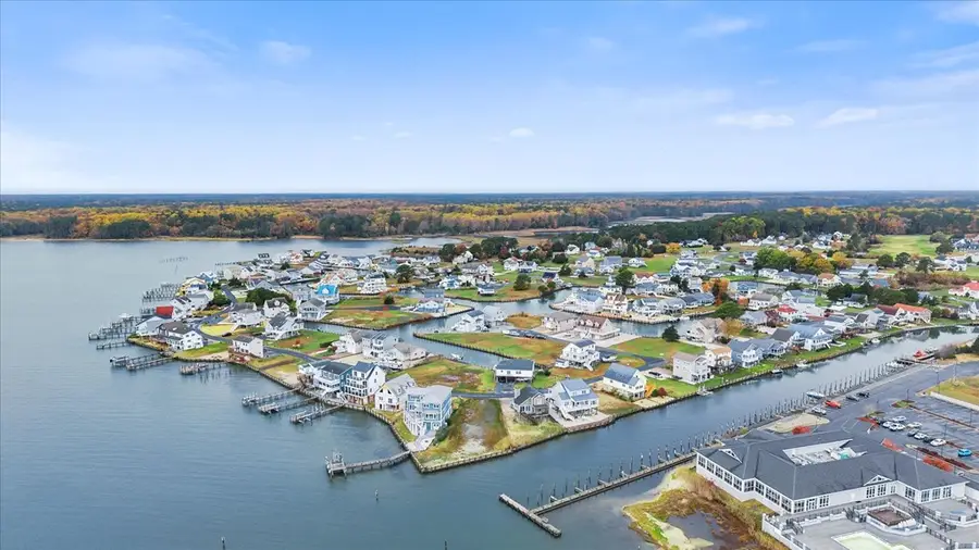 3336 Blackbeard Rd, Greenbackville, VA 23356 - #2