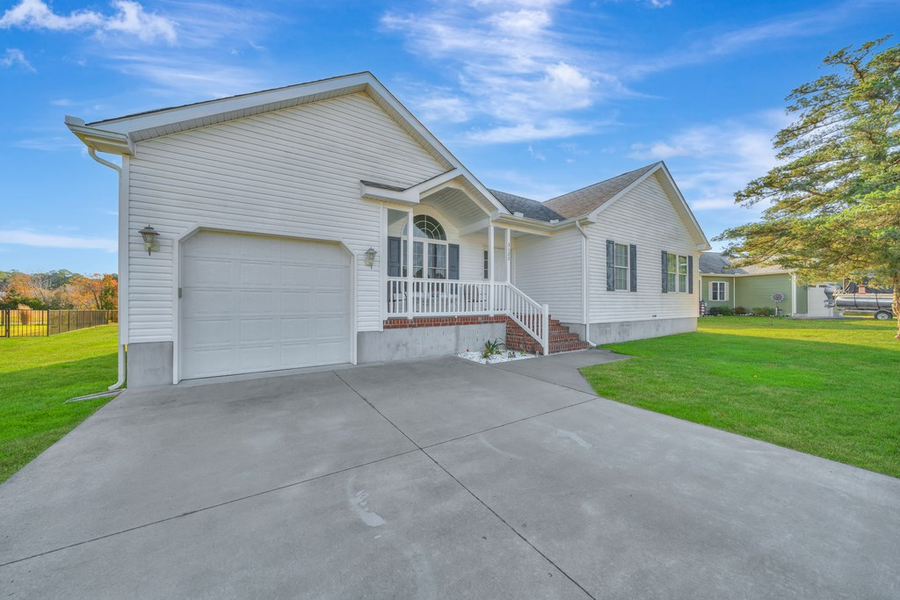 3122 Navigator Dr, Greenbackville, VA 23356 - Image #2