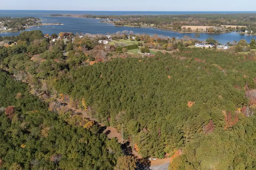 45 Country Club Rd, Melfa, VA 23410 - Image #2