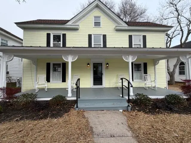 27 Main St, Wachapreague, VA 23480 - Image #1