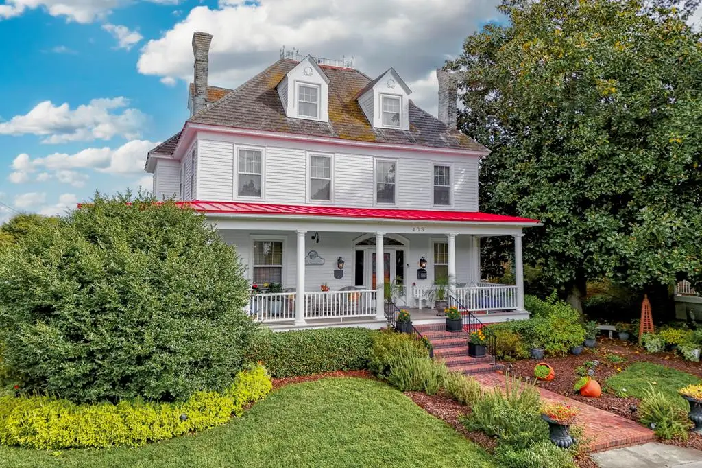 403 Tazewell Ave, Cape Charles, VA 23310 - Image #1