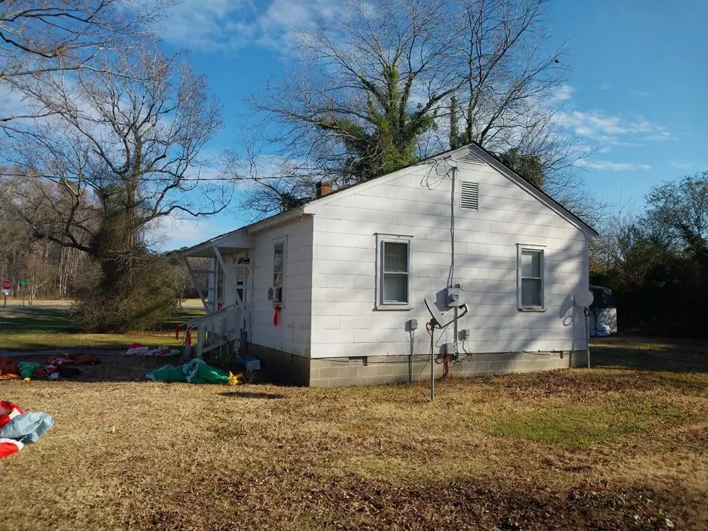 3 Hall St, Onancock, VA 23417 - Image #1