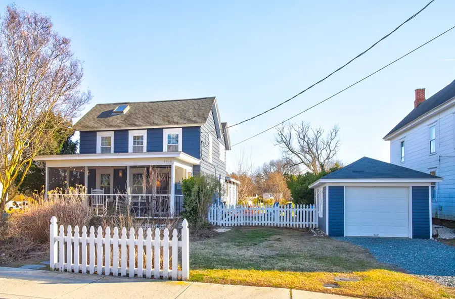 4406 Main St, Chincoteague, VA 23336 - Image #2