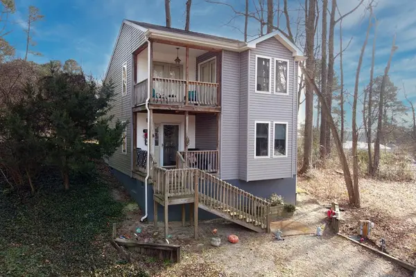 35023 Black Oak Ct, HORNTOWN, VA 23395