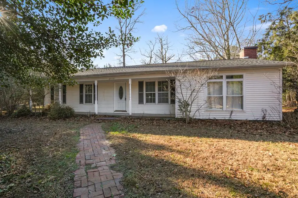 27141 Barnes Cir, Parksley, VA 23421 - Image #1