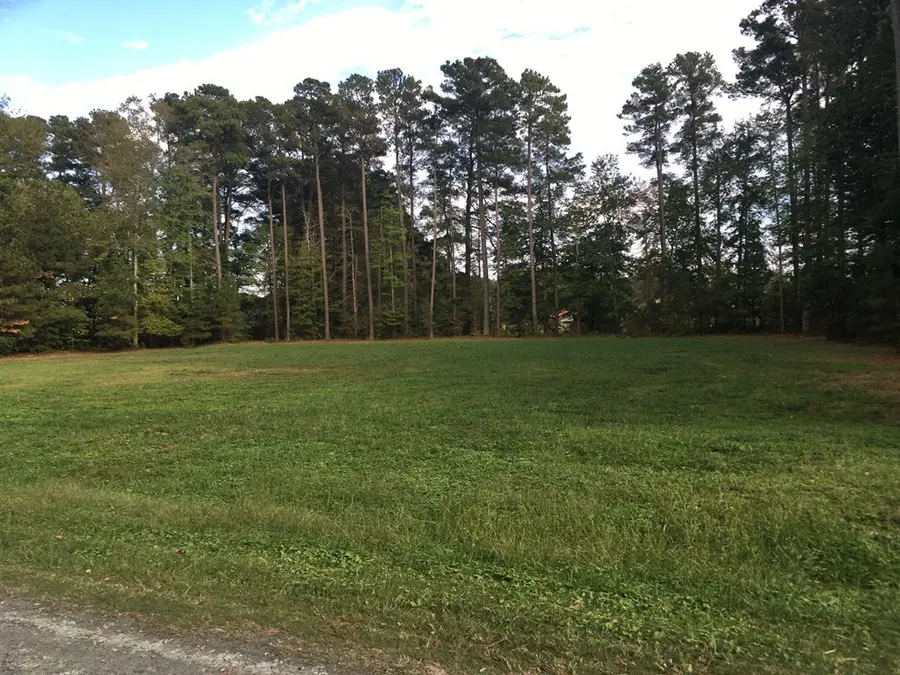 * Azalea Ln, New Church, VA 23415 - #2