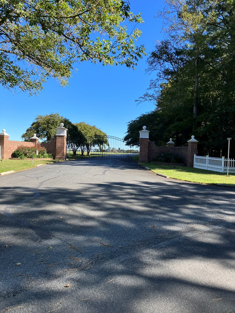 22 Seaview St, Accomac, VA 23301 - #2