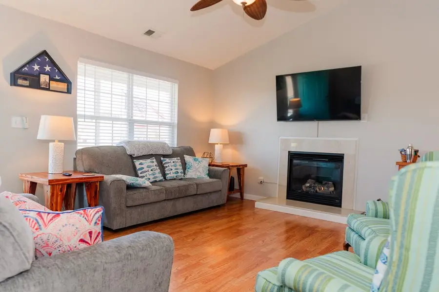 4406 Sunnyside Rd, Cheriton, VA 23316 - #3