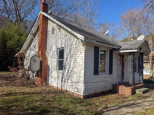 3098 Lee St, EXMORE, VA 23350