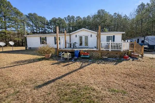 14417 Winterville Rd, BLOXOM, VA 23308