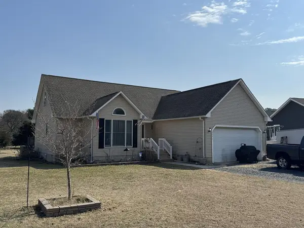 2291 Yardarm Dr, GREENBACKVILLE, VA 23356