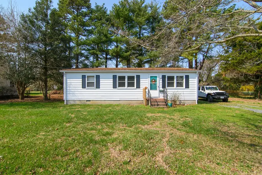 7 Jackson St, Onancock, VA 23417 - #2