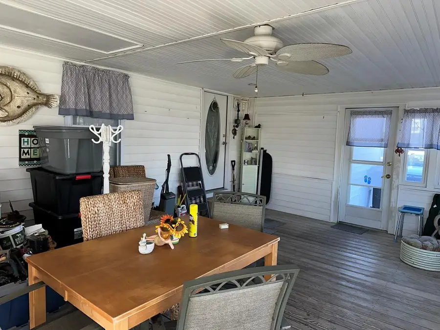 8200 Sea Breeze Dr, Chincoteague, VA 23336 - #2