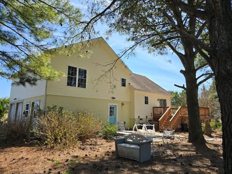 19006 North Dr, Parksley, VA 23421 - #2