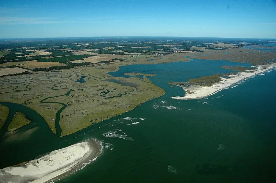 19006 North Dr, Parksley, VA 23421 - #3