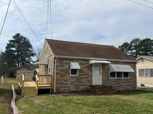 7158 Bunting Rd, CHINCOTEAGUE, VA 23336