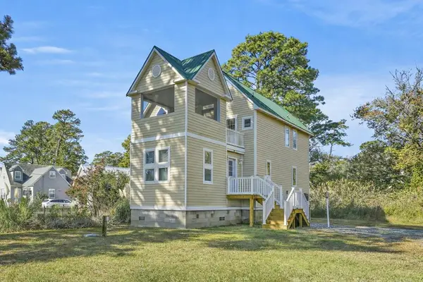 4475 Deep Hole Rd, CHINCOTEAGUE, VA 23336