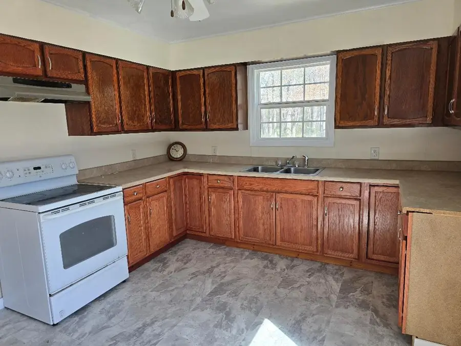 8489 Neal Parker Rd, Temperanceville, VA 23442 - #2