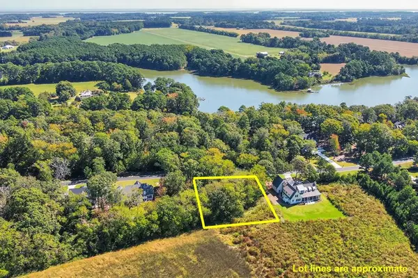 84 Creekside Ln, CAPE CHARLES, VA 23310