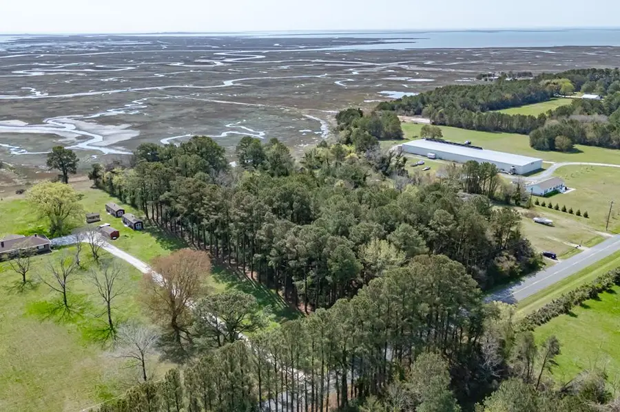 605 Bradfords Neck Rd, Quinby, VA 23423 - #2