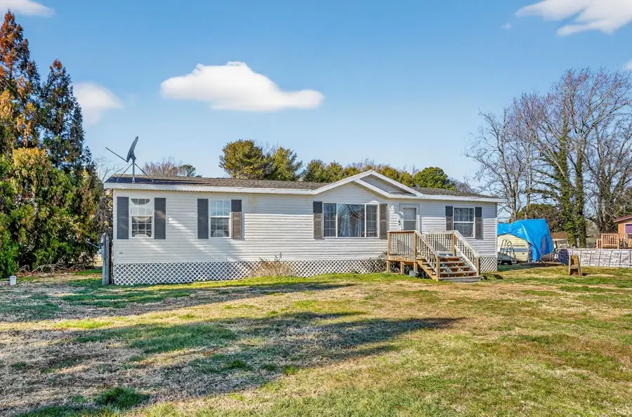 8024 Hickman Farm Rd, Wallops Island, VA 23337 - #3
