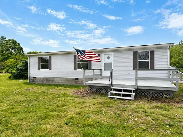 20384 Bradford Rd, MELFA, VA 23410