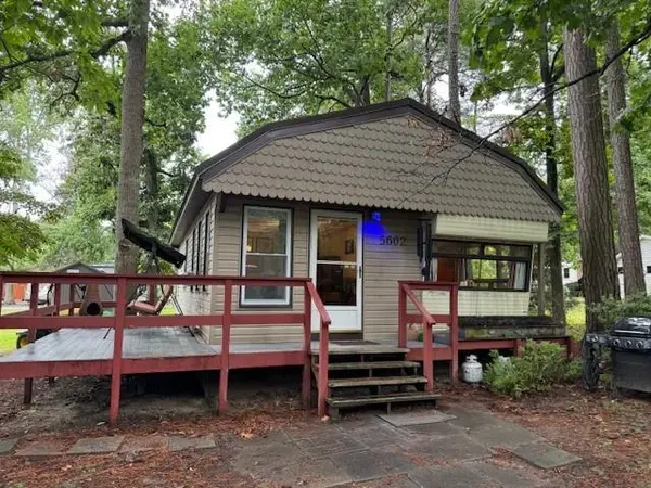 5602* Trails End Dr, HORNTOWN, VA 23395