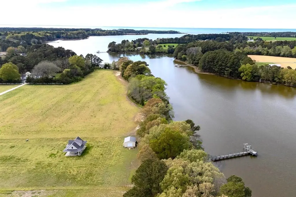 11147 Hermitage Rd, Craddockville, VA 23341 - #1